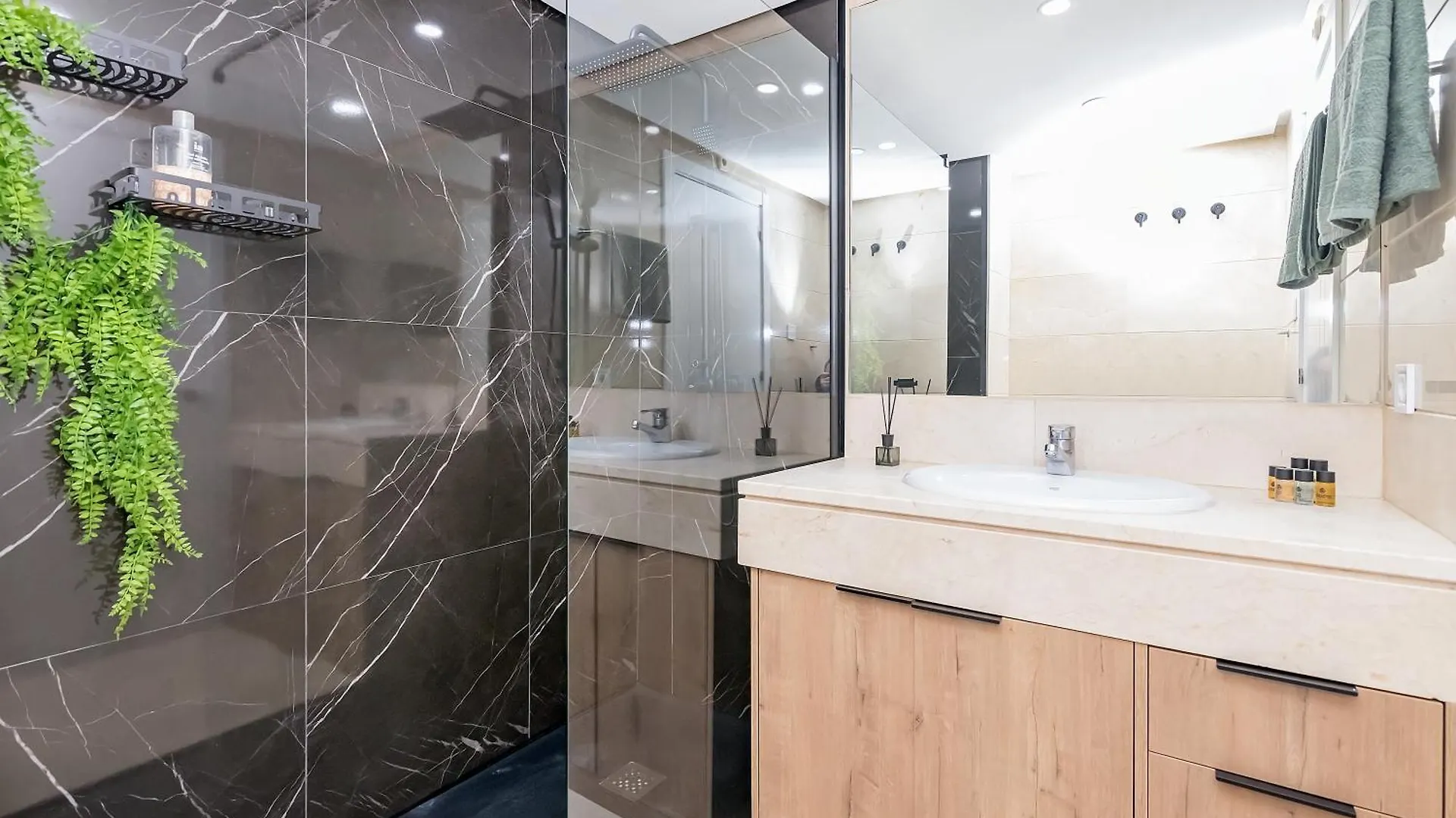 Apartament Bhost - Marina Banus Marbella 0*,  Hiszpania
