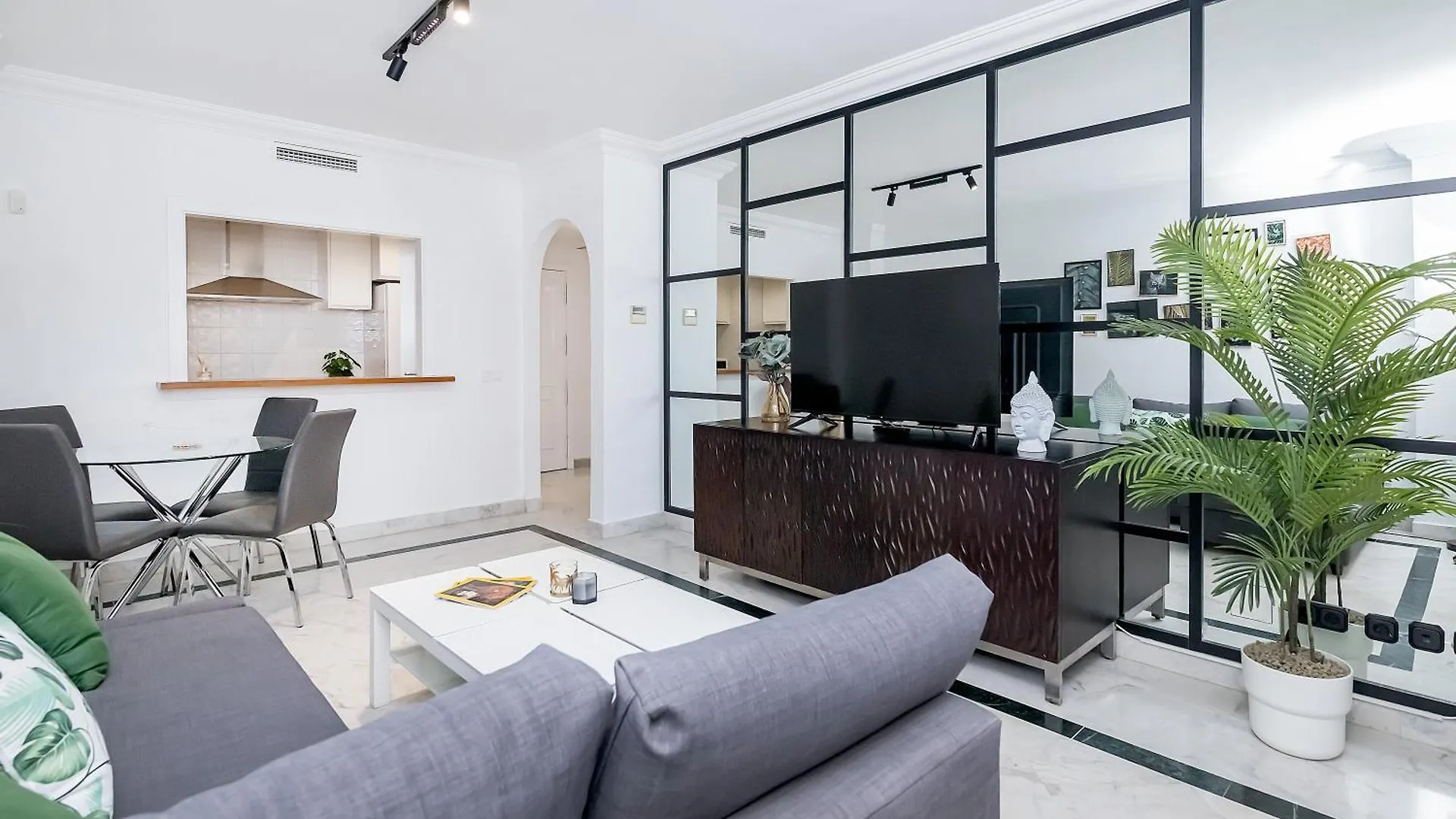 Apartament Bhost - Marina Banus Marbella Hiszpania